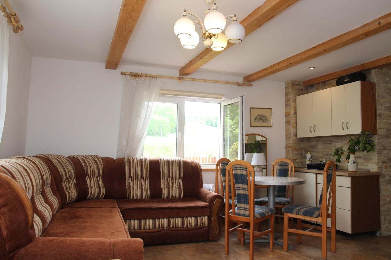 Zamsowka Villa Guciow Екстериор снимка