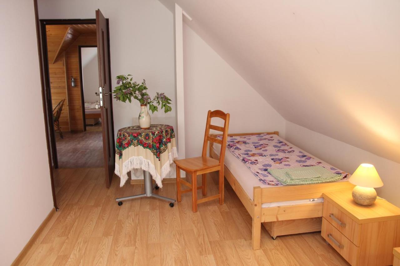 Zamsowka Villa Guciow Екстериор снимка