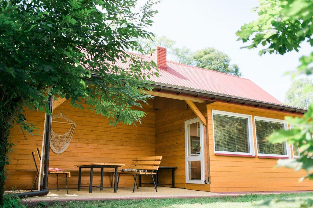 Zamsowka Villa Guciow Екстериор снимка